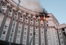 Пожежа в будівлі Кабінету Міністрів України після російської атаки