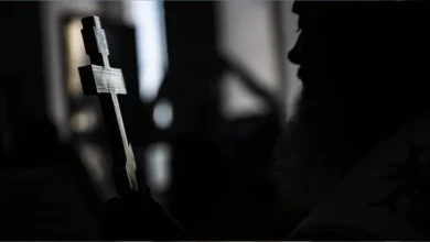 Молдовські православні священники під час богослужіння