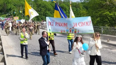 Хода за сім’ю в Кам’янці-Подільському 2026: тисячі учасників та молитва за Україну