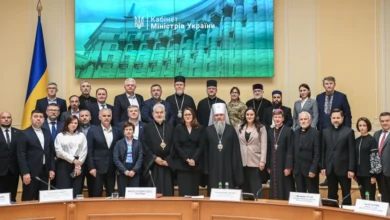 Взаємодія держави та Церкви в умовах війни: підсумки зустрічі прем'єра з ВРЦіРО